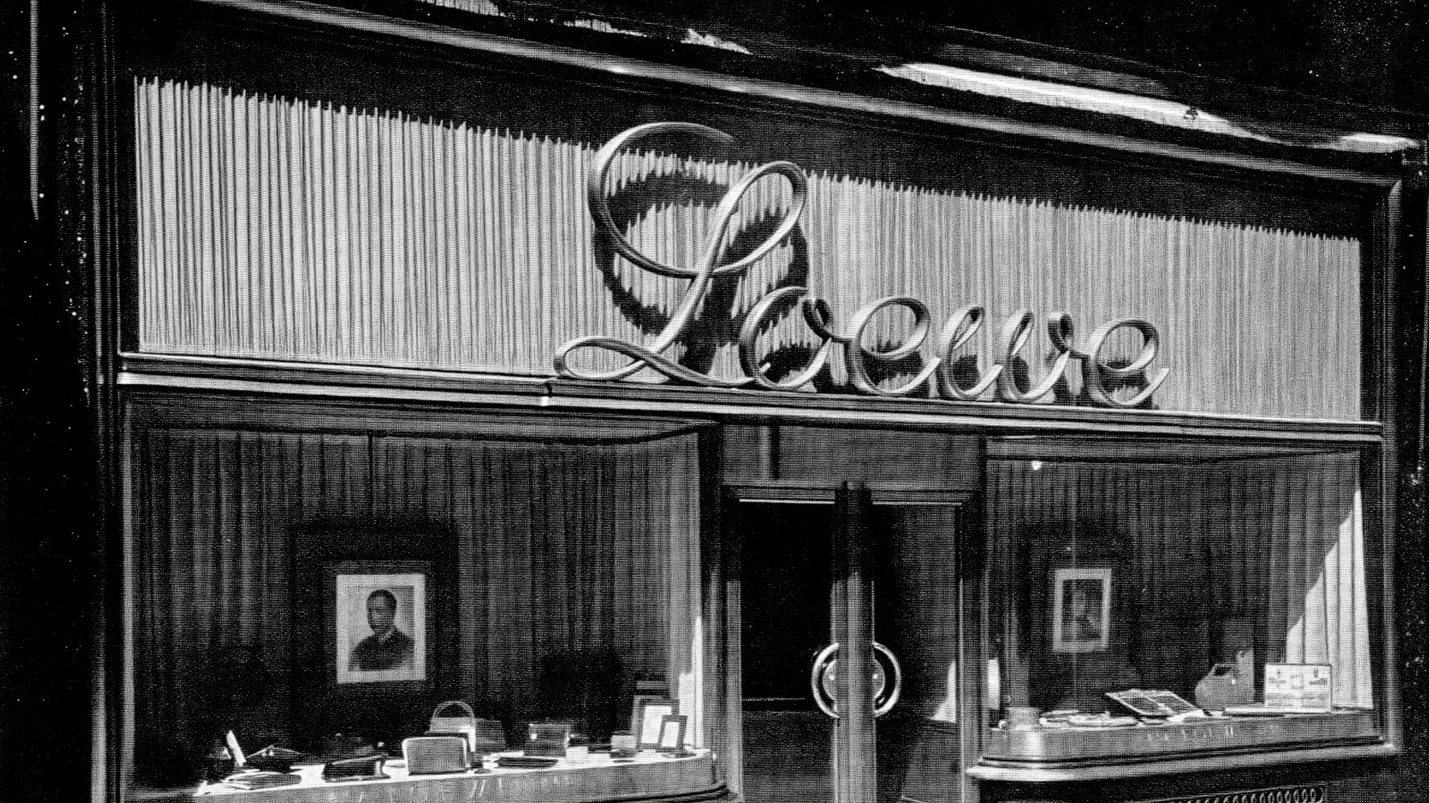 LOEWE 180 ARCHIVE IMAGE 29.jpg LOEWE 180 ARCHIVE IMAGE 29.jpg